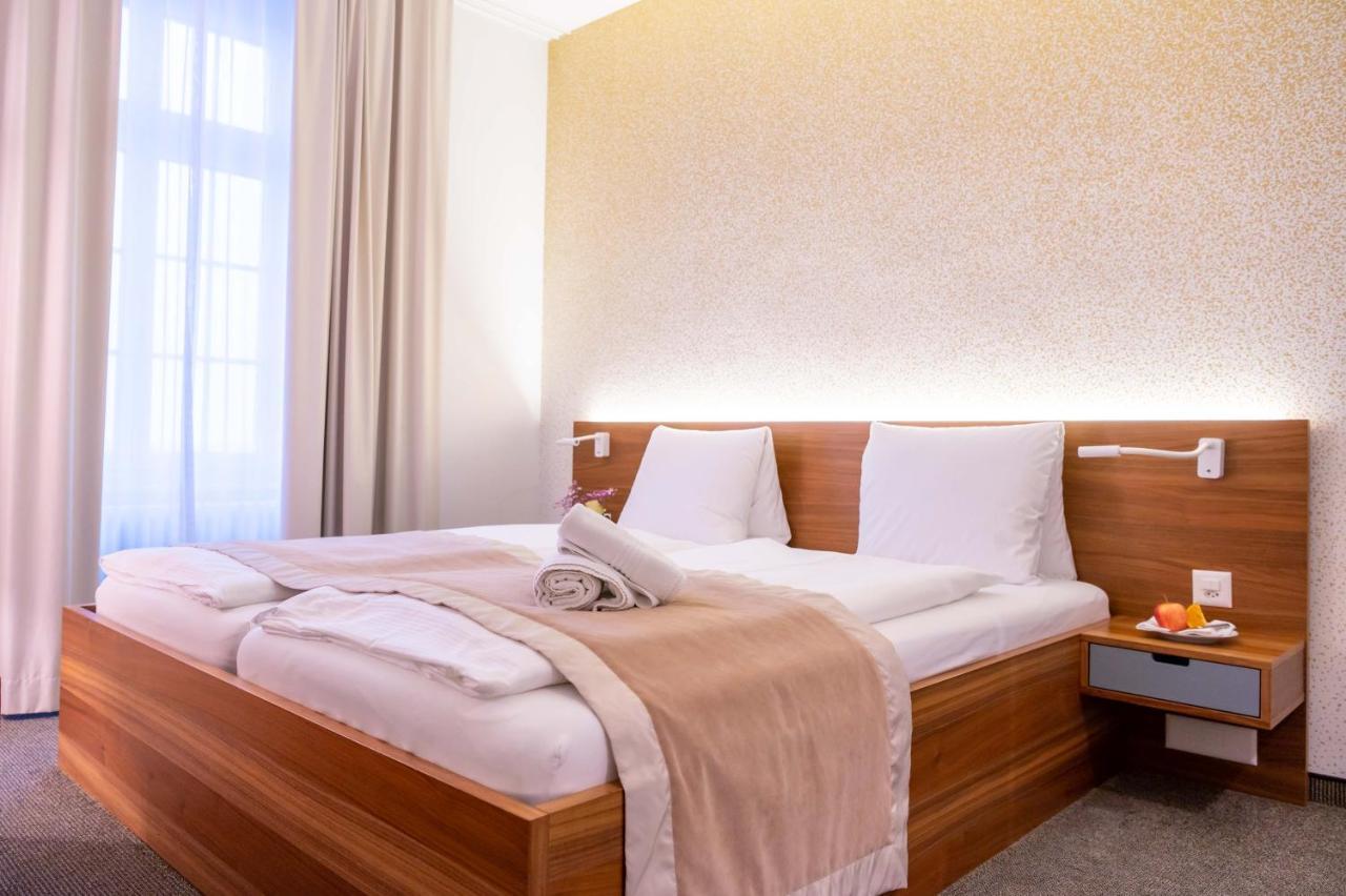 Hotel Engel Am Bahnhof Wädenswil Esterno foto