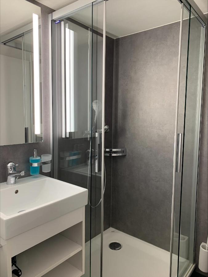 Hotel Engel Am Bahnhof Wädenswil Esterno foto