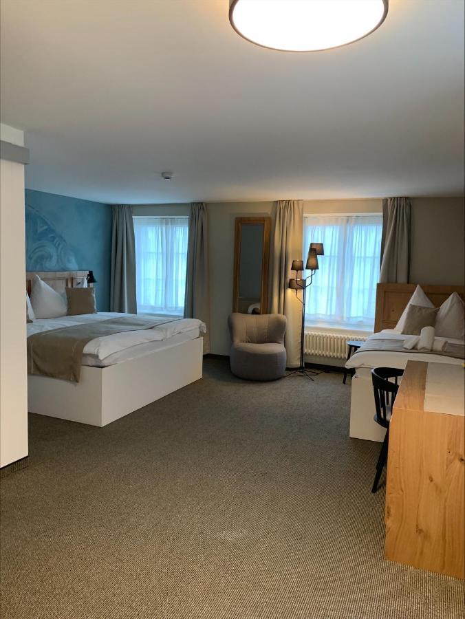 Hotel Engel Am Bahnhof Wädenswil Esterno foto