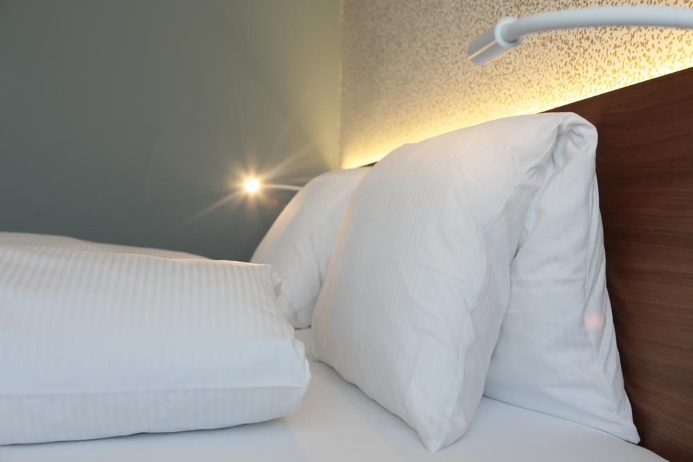 Hotel Engel Am Bahnhof Wädenswil Esterno foto